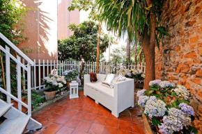 Charming Patio Apartment Trastevere -TopCollection